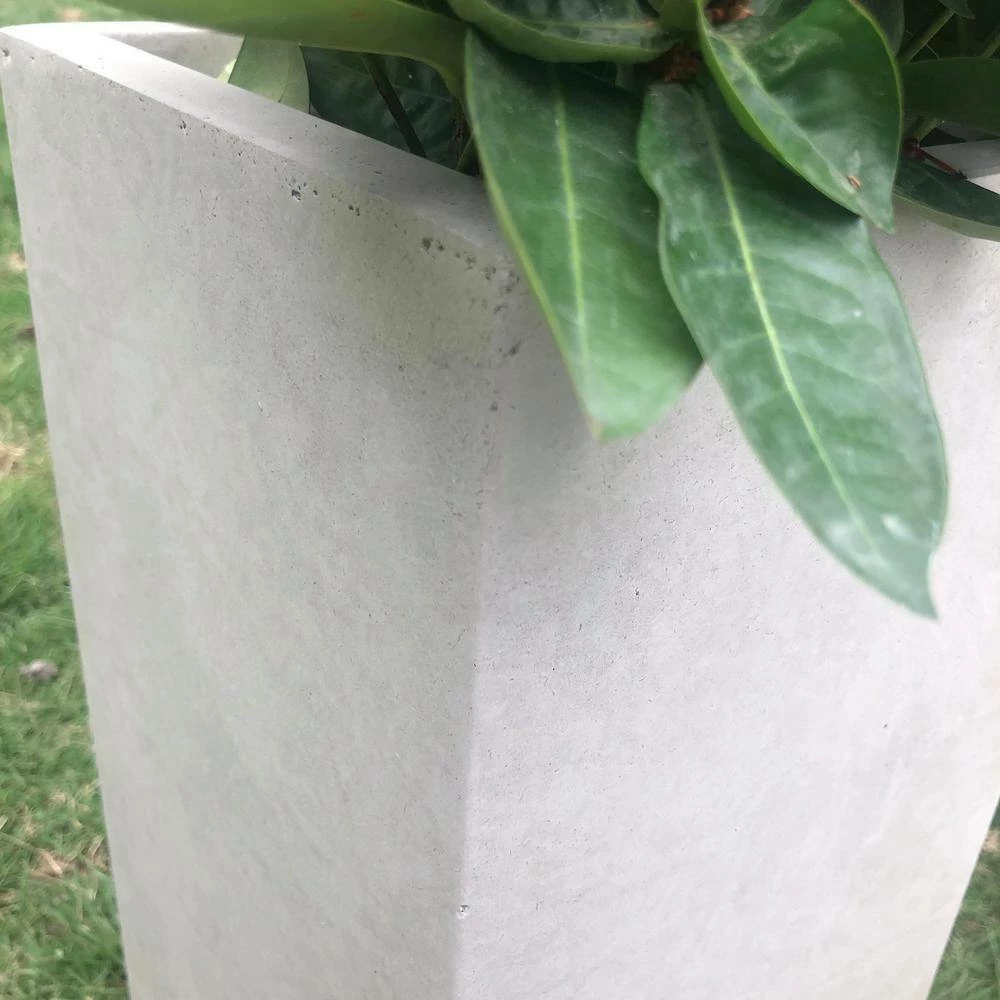 KANTE 19 in. H Square Weathered Concrete/Fiberglass Indoor Outdoor Modern Seamless Planter 6 KANTE 19 in. H Square Weathered Concrete/Fiberglass Indoor Outdoor Modern Seamless Planter - Image 4